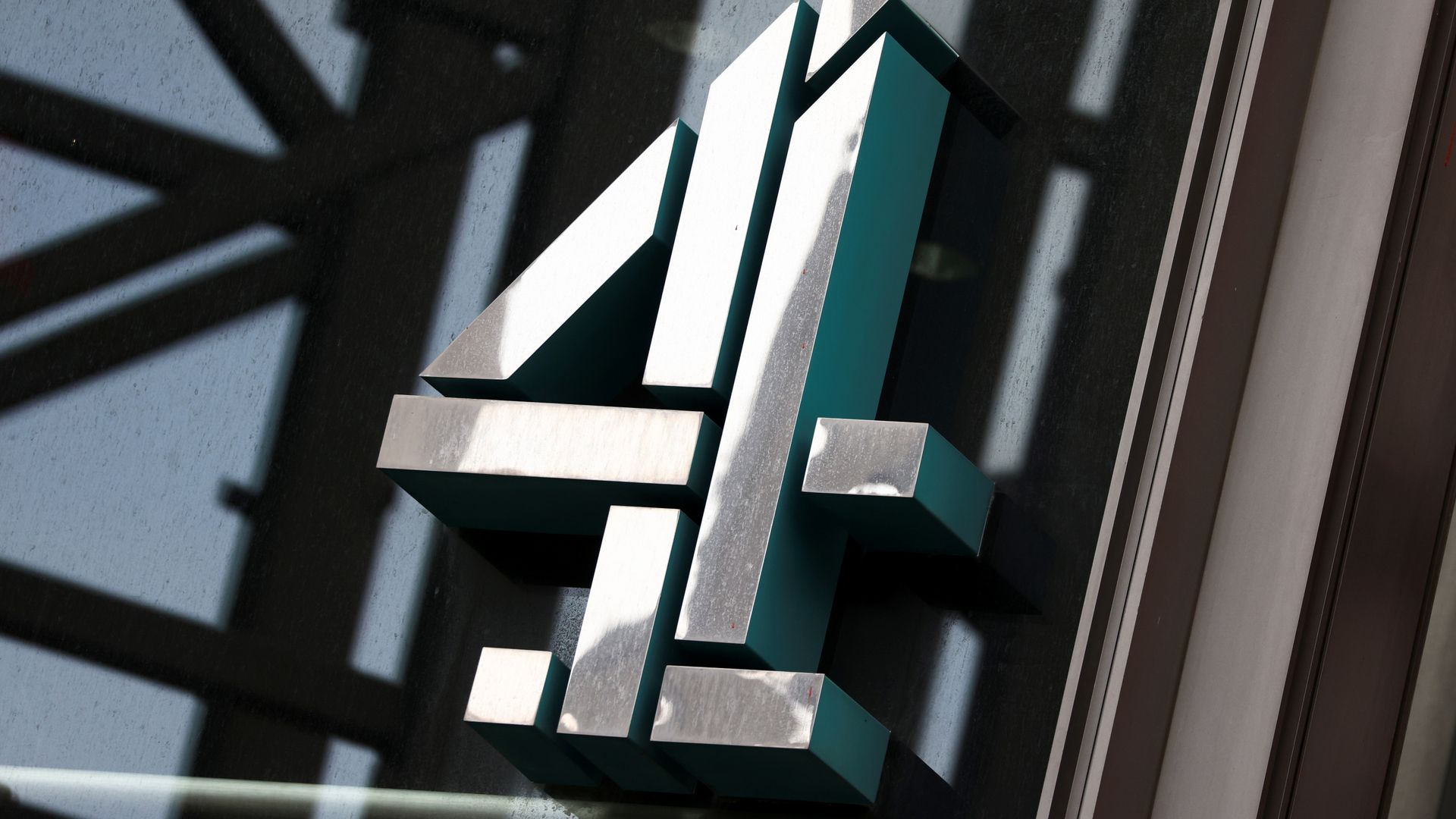 Channel 4 borrowing plea to get government backing amid TV ad market decline | Mark Kleinman blog