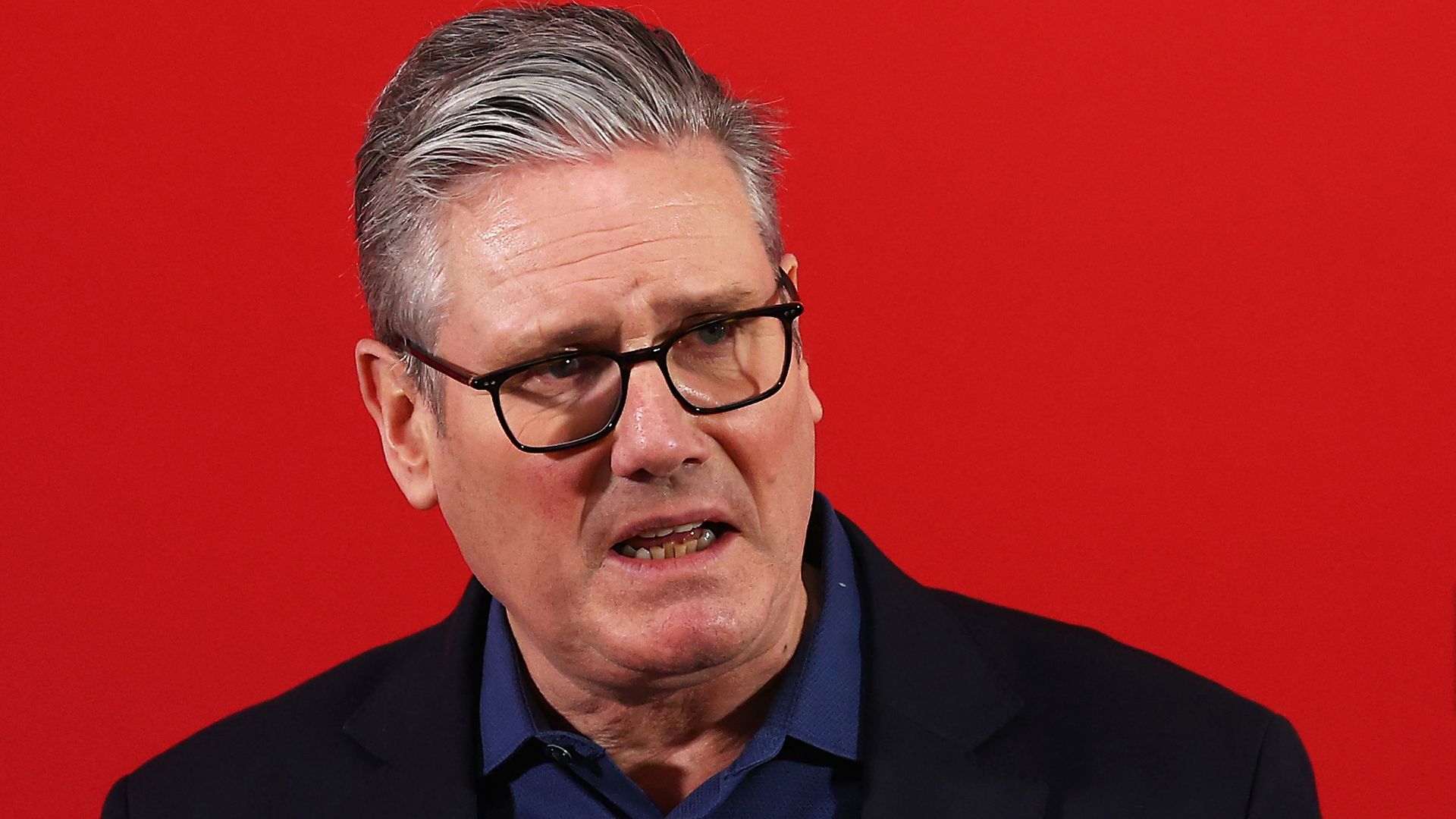 How can a UK prime minister be ousted?